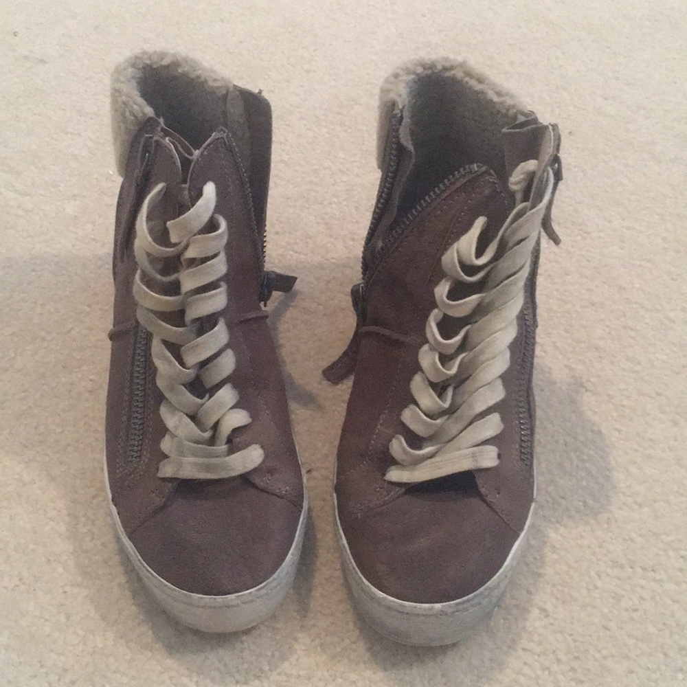 Dolce Vita Sneakers